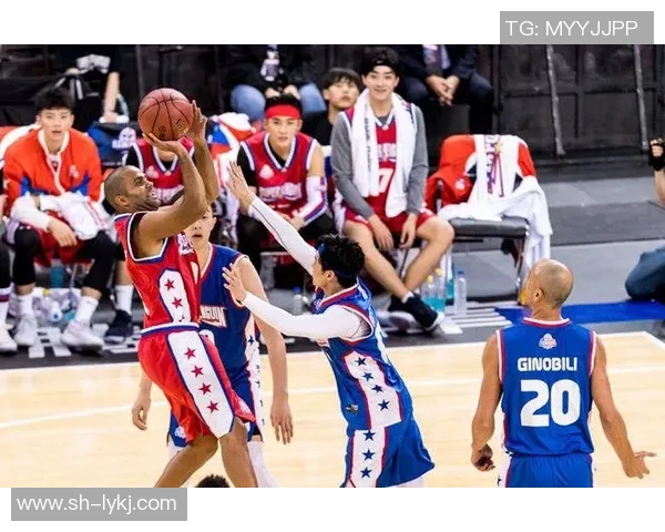 篮球球星眼中的足球巨星：跨界评价与两大运动的巅峰对决