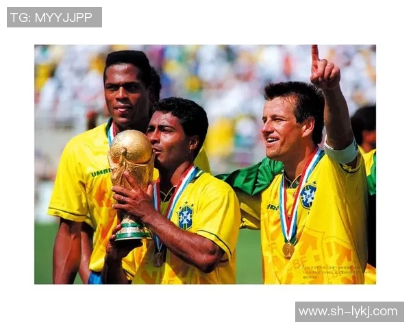 天下足球十大球星的偶像故事：他们背后的传奇人物与启蒙力量