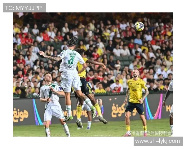 足球博主挑战球星是谁的精彩对决 看谁能胜出你心目中的冠军是谁