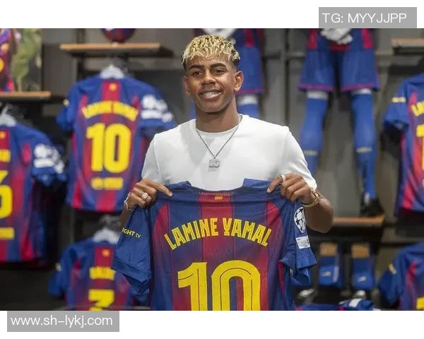 全球足球巨星穿6号球衣的传奇故事与背后意义解析